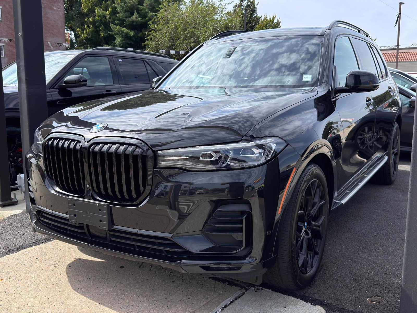 2022 BMW X7