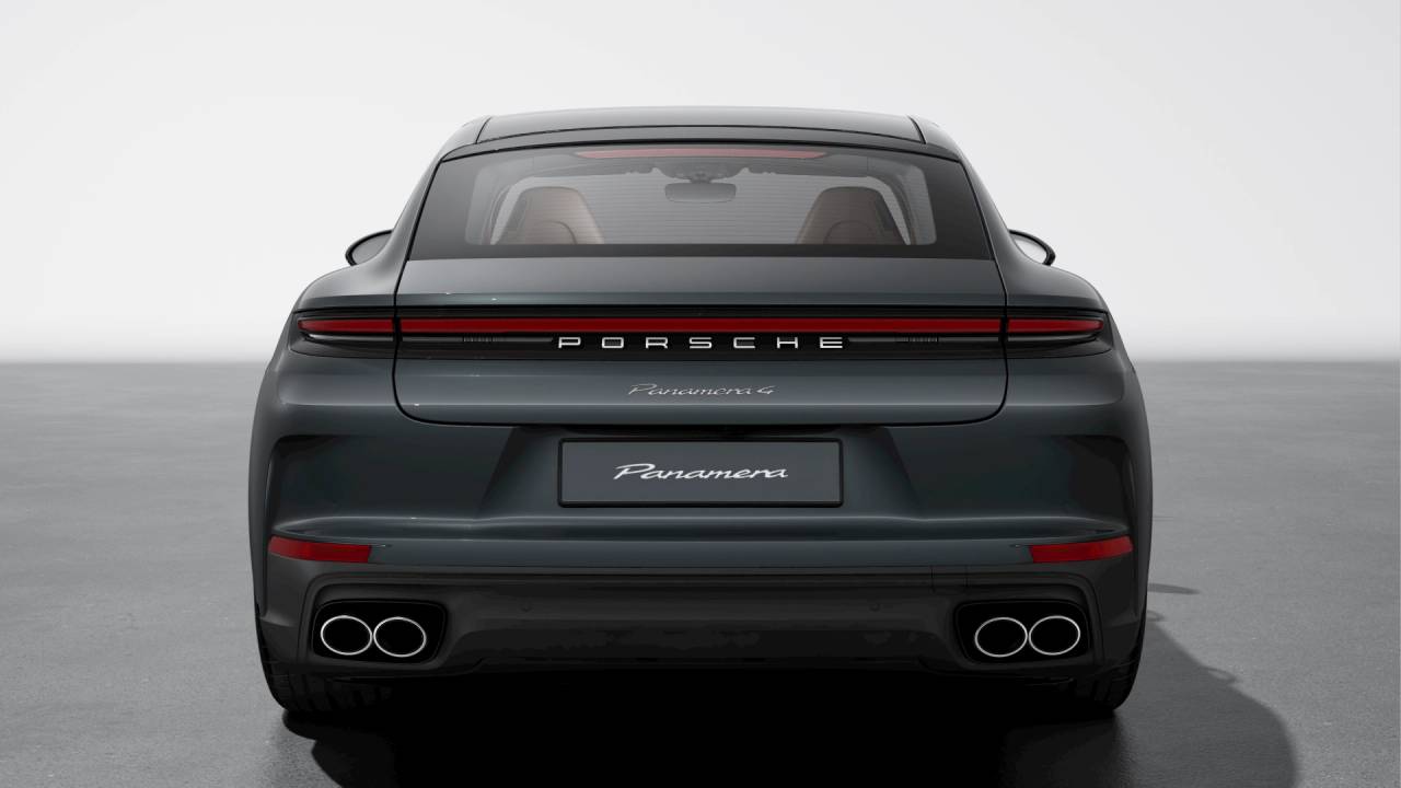 2026 Porsche Panamera 4 photo 4