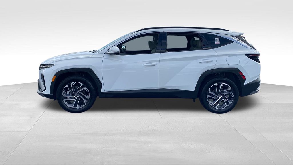 2025 Hyundai Tucson Hybrid Limited photo 4