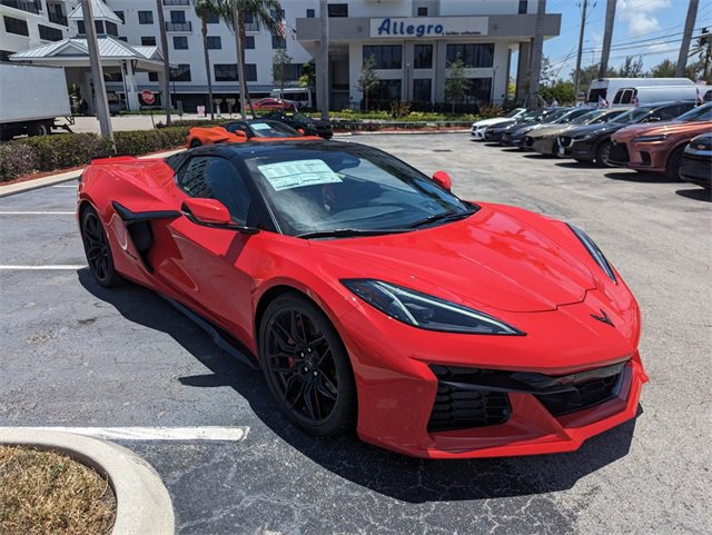 2025 Chevrolet Corvette Z06 3LZ photo 2