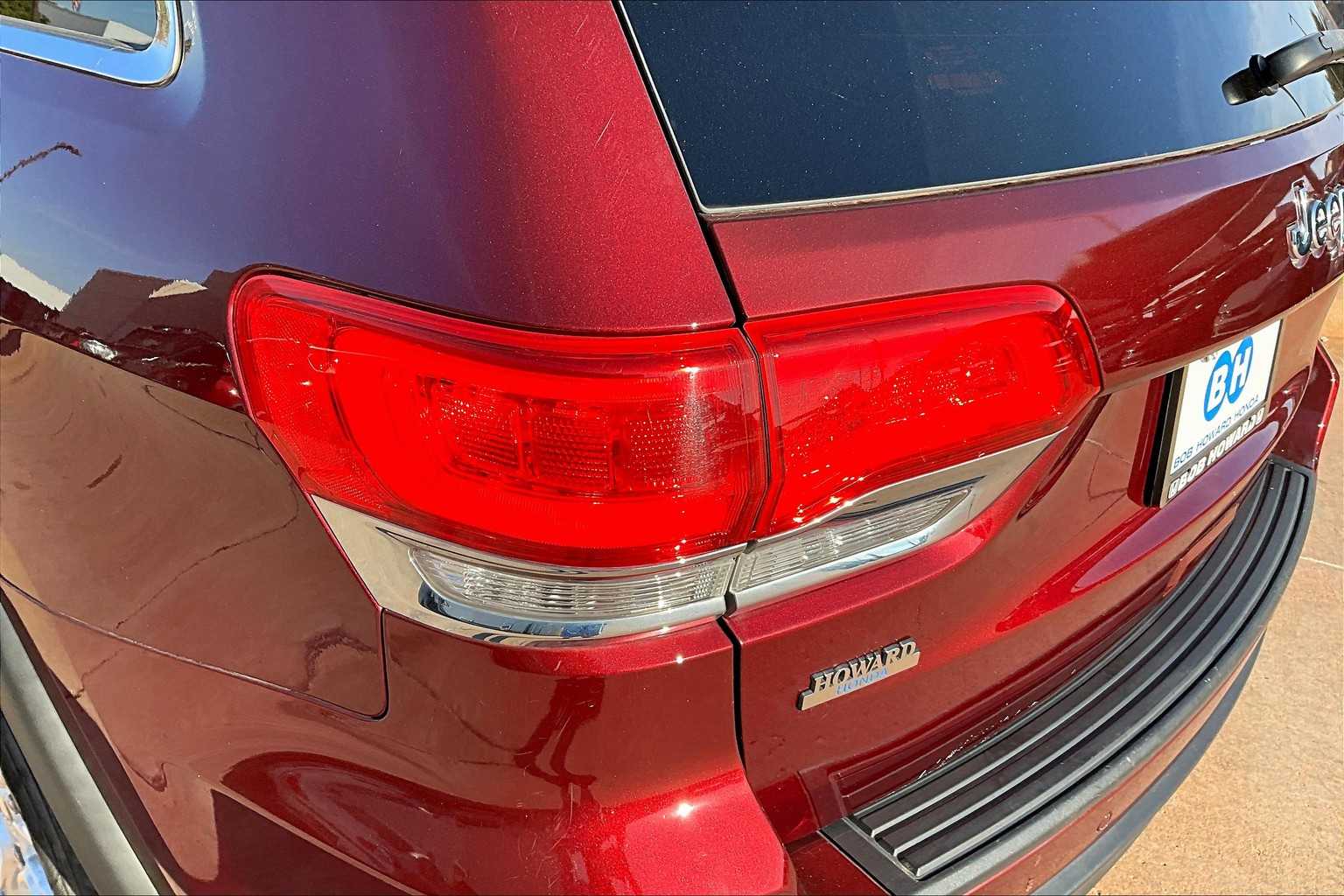 2018 Jeep Grand Cherokee Laredo photo 25