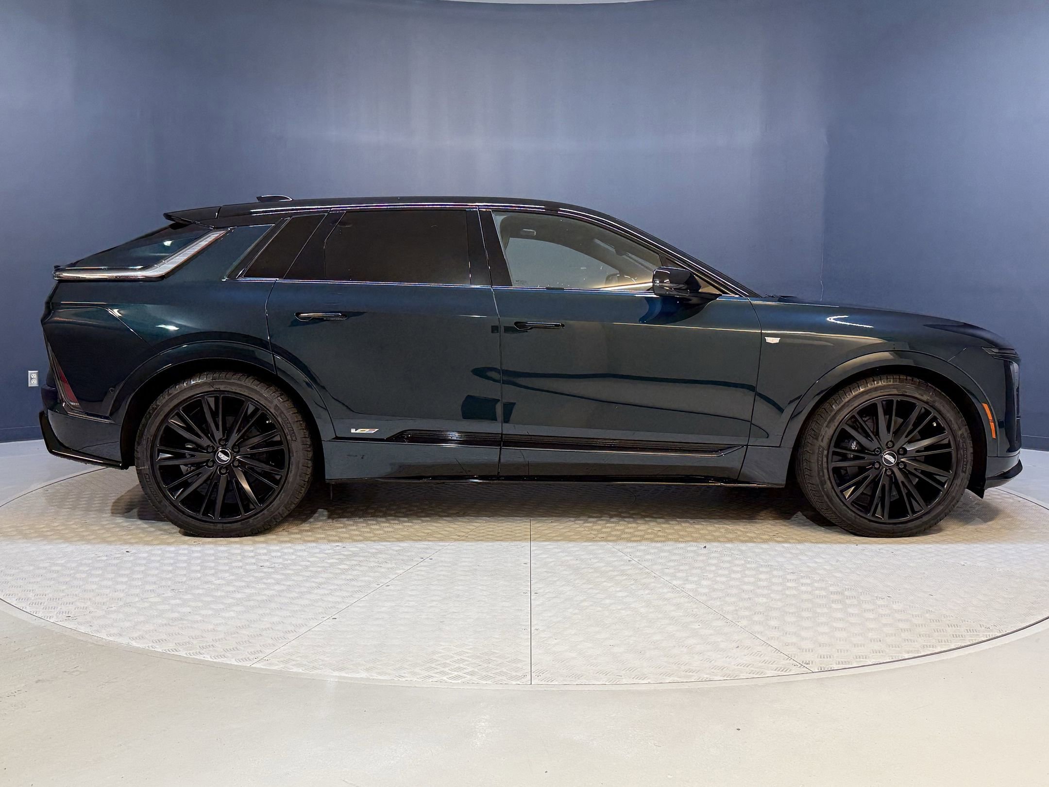 2026 Cadillac Lyriq photo 8