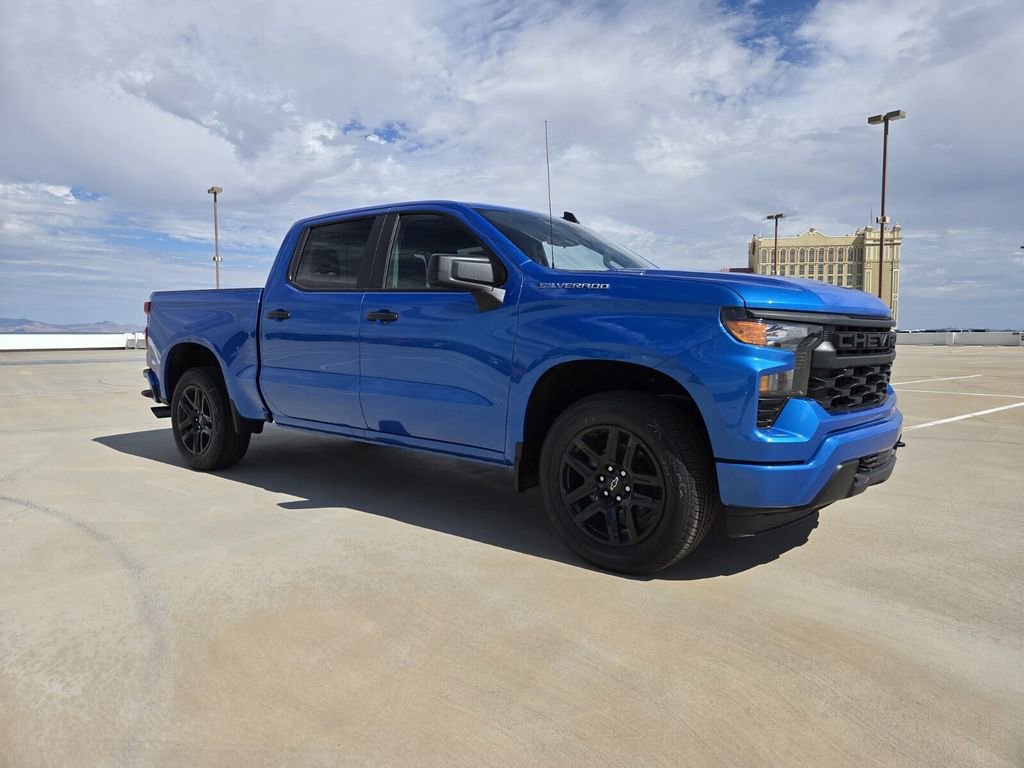 2025 Chevrolet Silverado 1500 Custom's photo