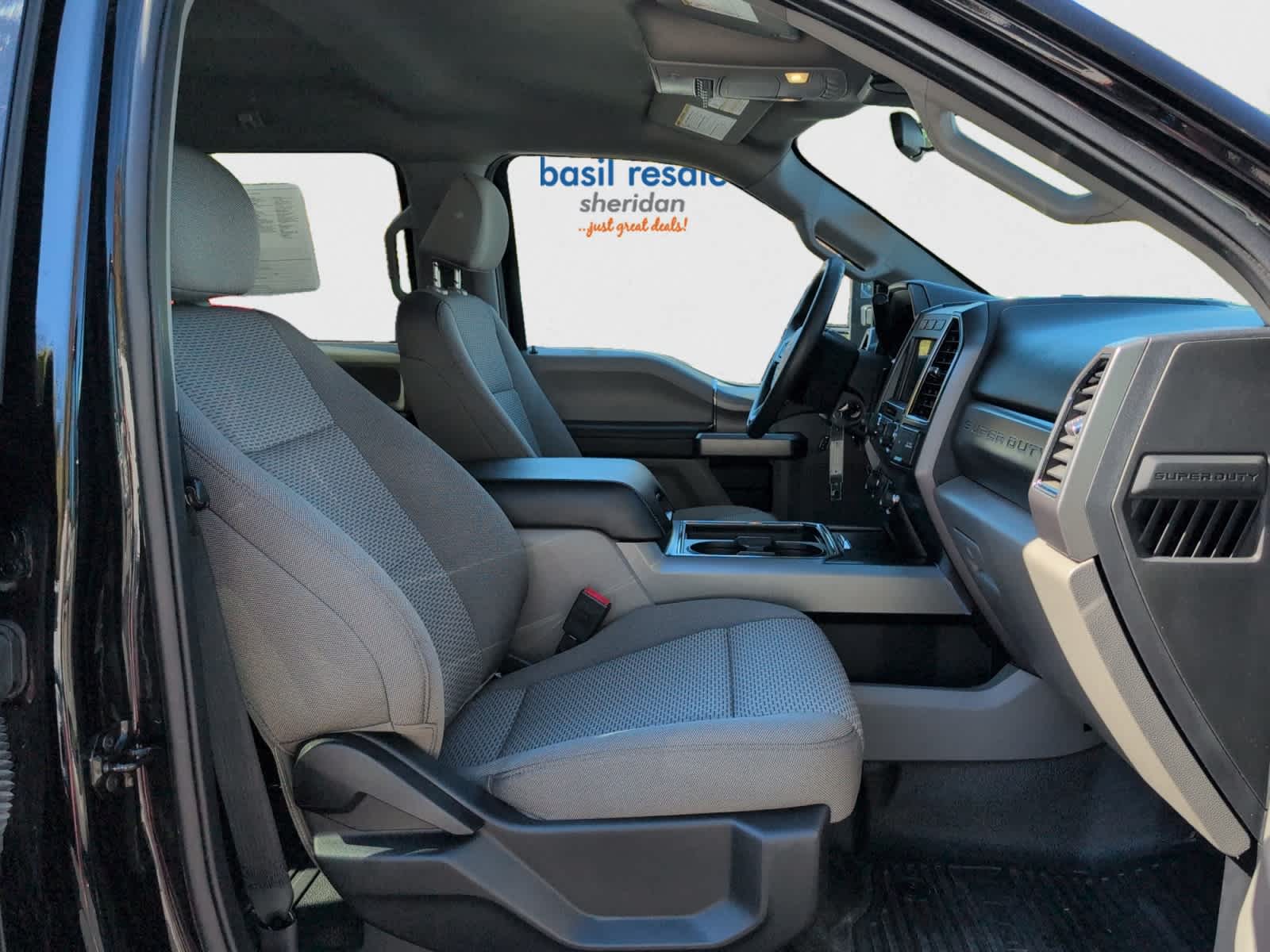 2021 Ford F-350 XLT photo 17