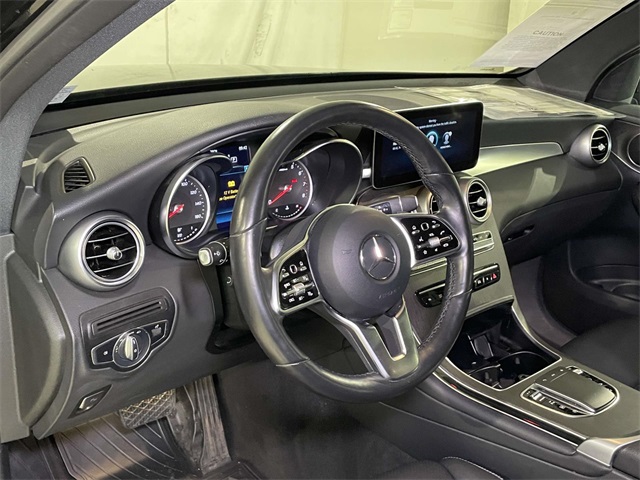 2022 Mercedes Benz GLC 300 4MATIC photo 3
