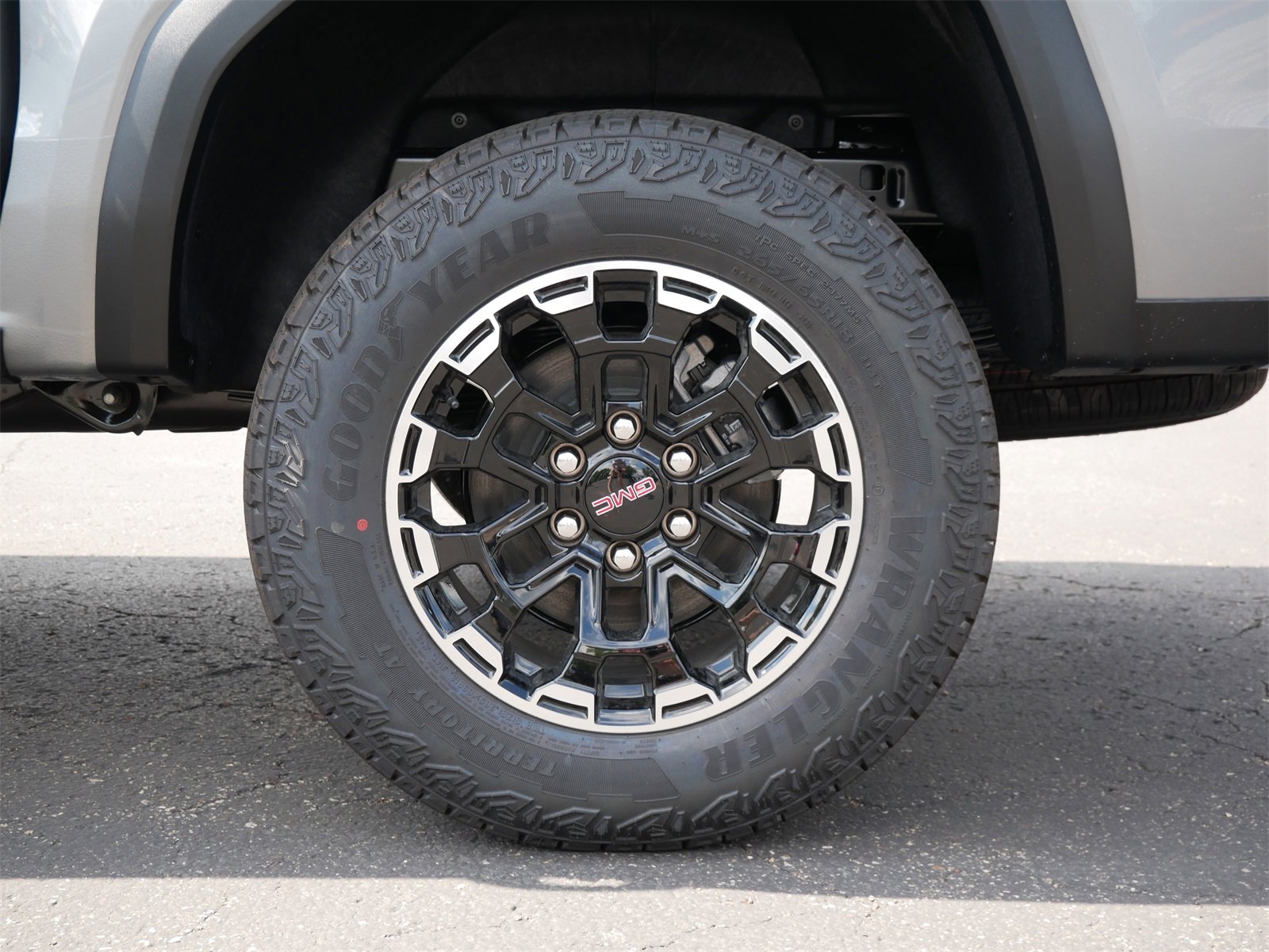2026 Gmc Canyon AT4 photo 4