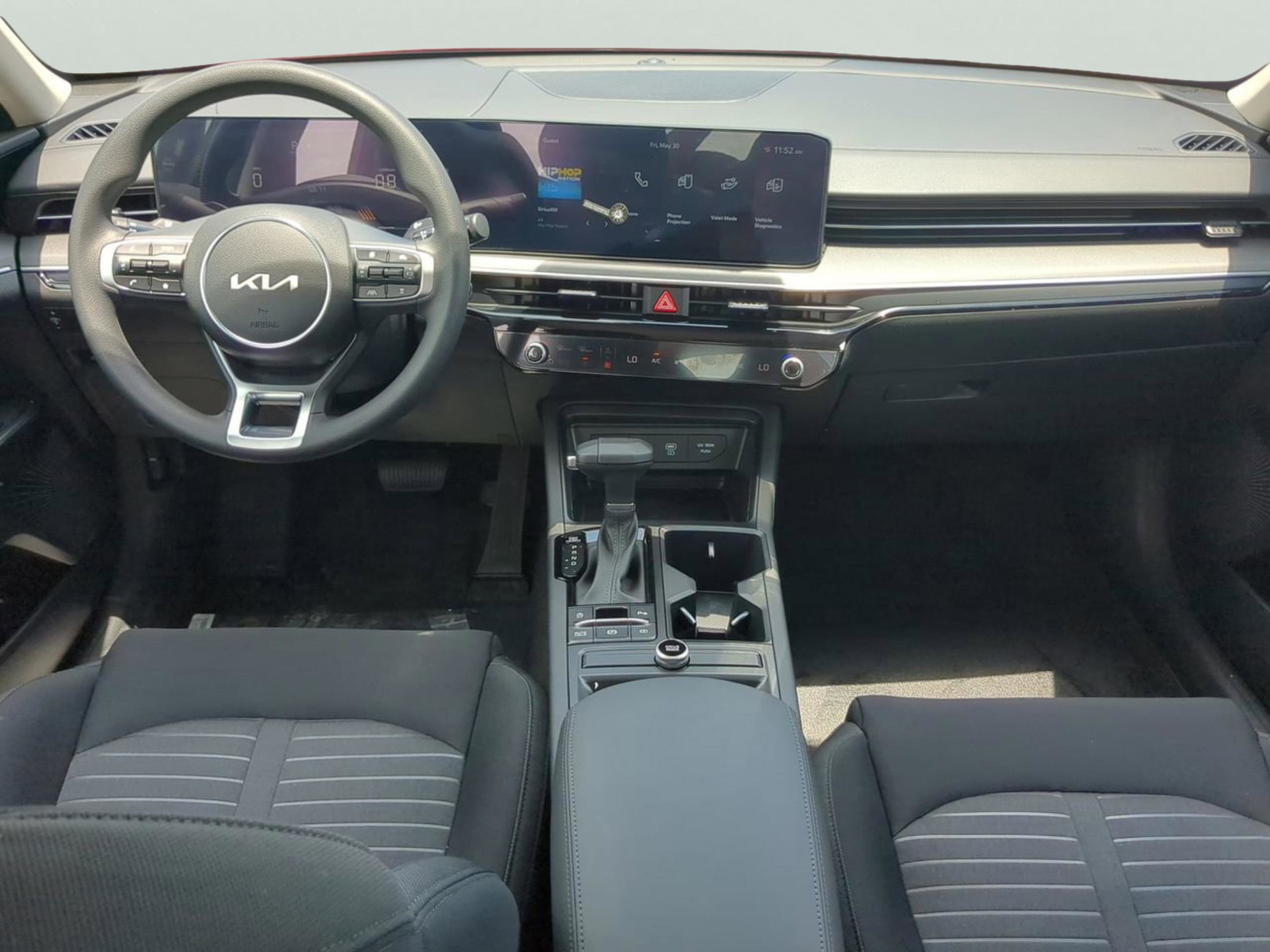 2025 Kia K5 LXS photo 16
