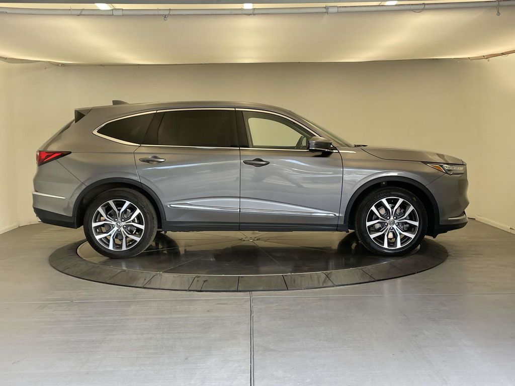 2022 Acura MDX Technology photo 8