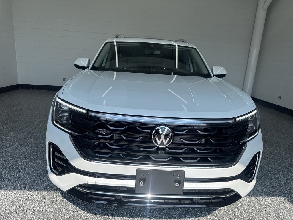 2026 Volkswagen Atlas SEL Premium R-Line photo 5