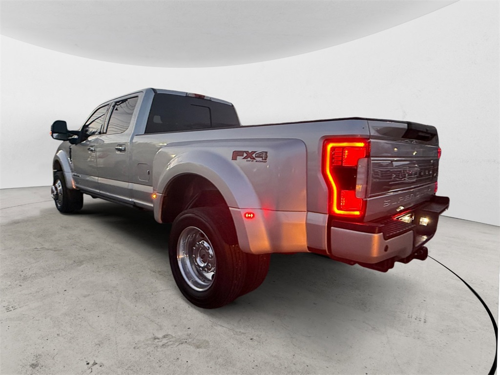 2019 Ford F-450 photo 3