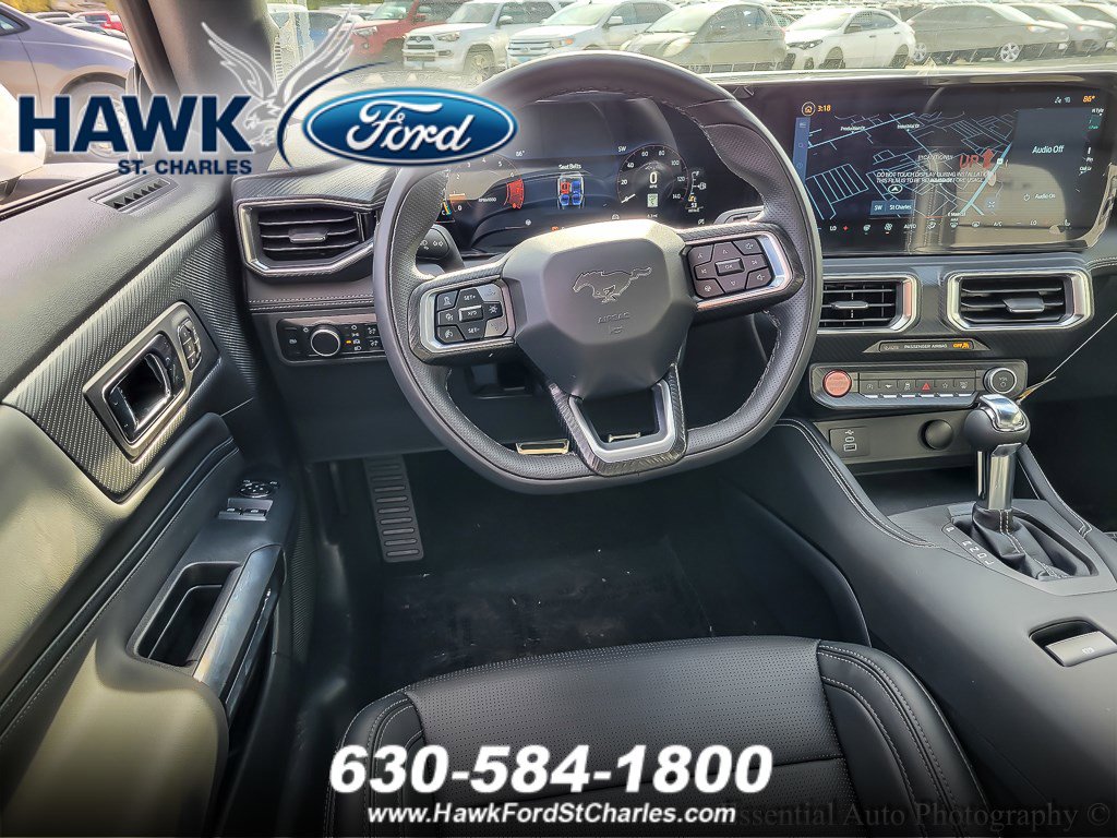 2025 FORD MUSTANG - Image 9