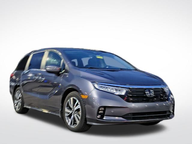 2022 Honda Odyssey Touring's photo