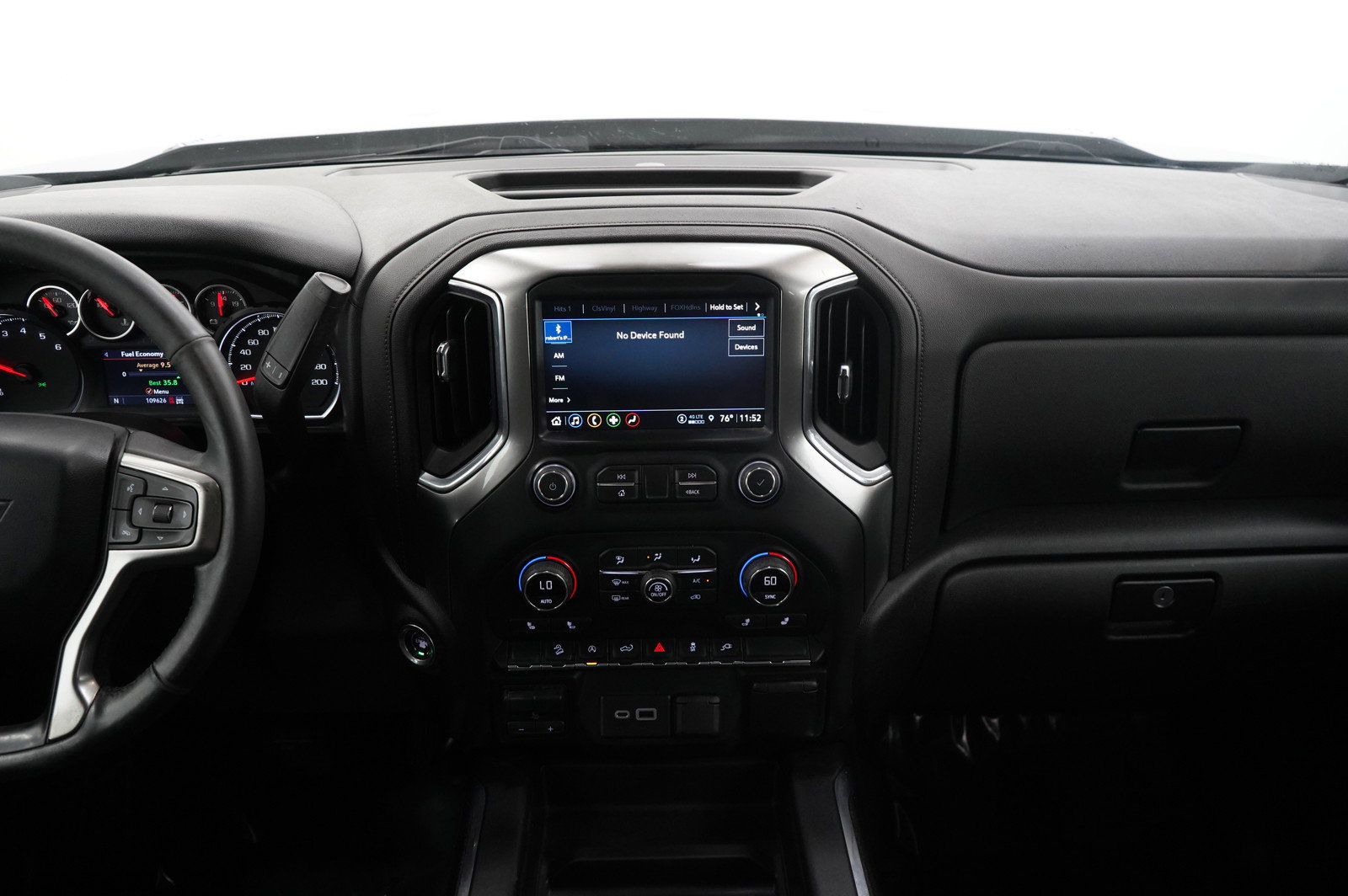2021 Chevrolet Silverado RST photo 14