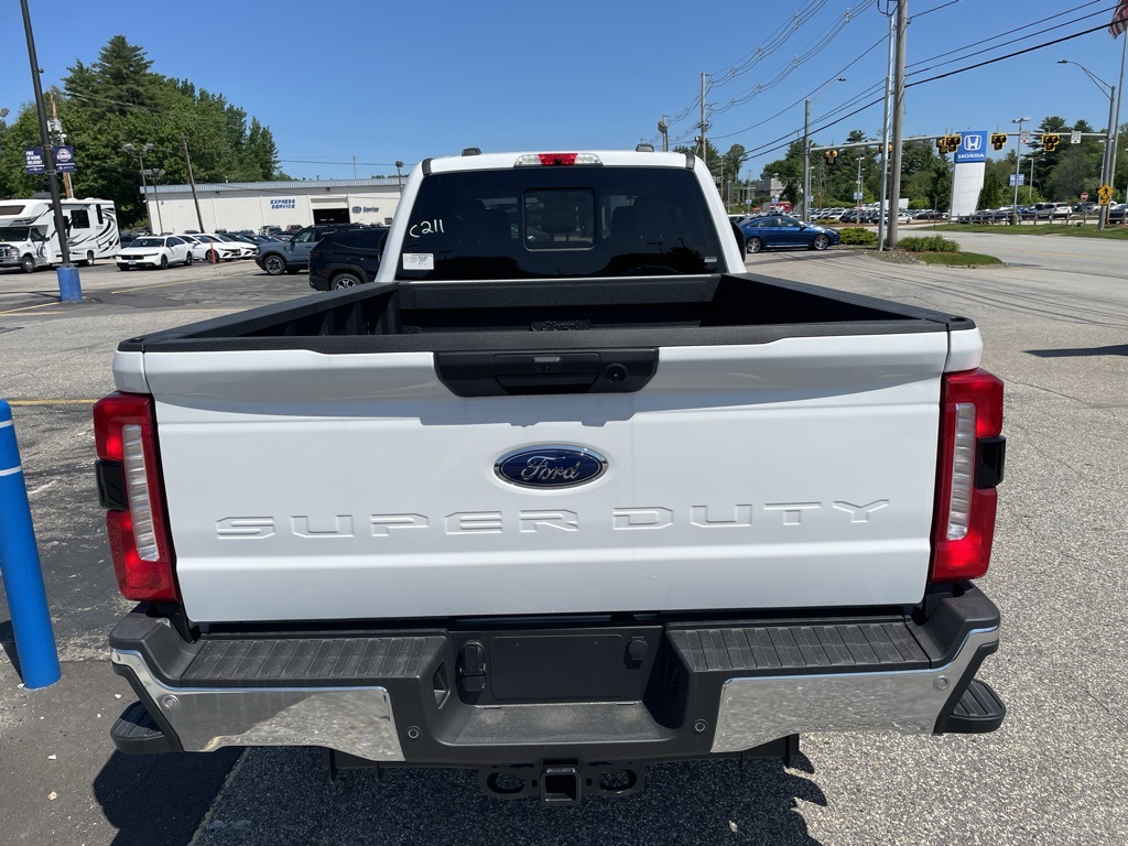 2025 Ford F-350 XL photo 3