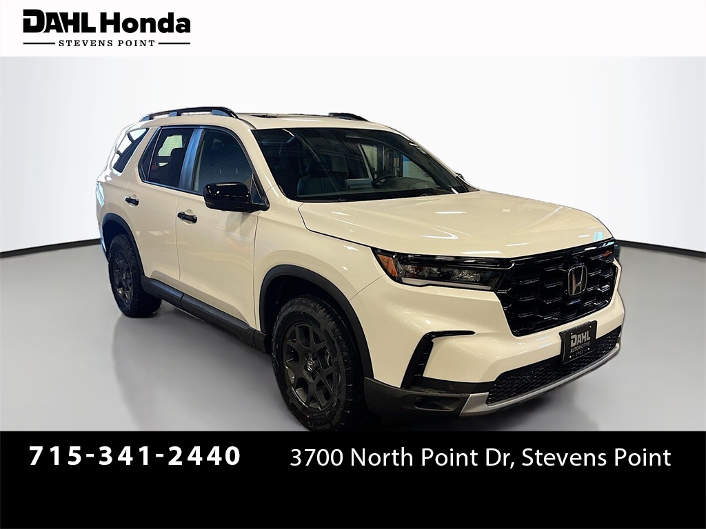 2025 Honda Pilot TrailSport's photo