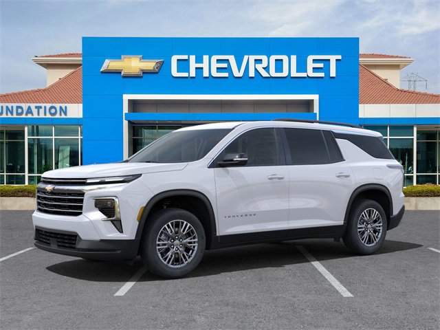 2025 Chevrolet Traverse photo 2