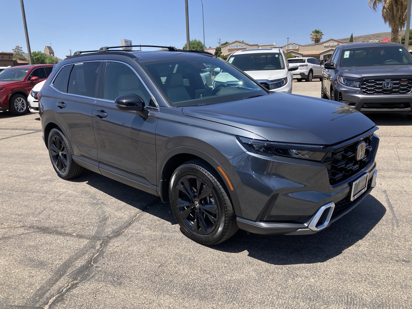 2024 Honda CR-V Hybrid Sport Touring photo 3