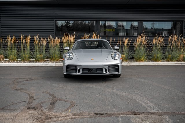 2025 Porsche 911 S photo 6