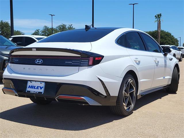 2025 Hyundai Sonata SEL Convenience photo 4