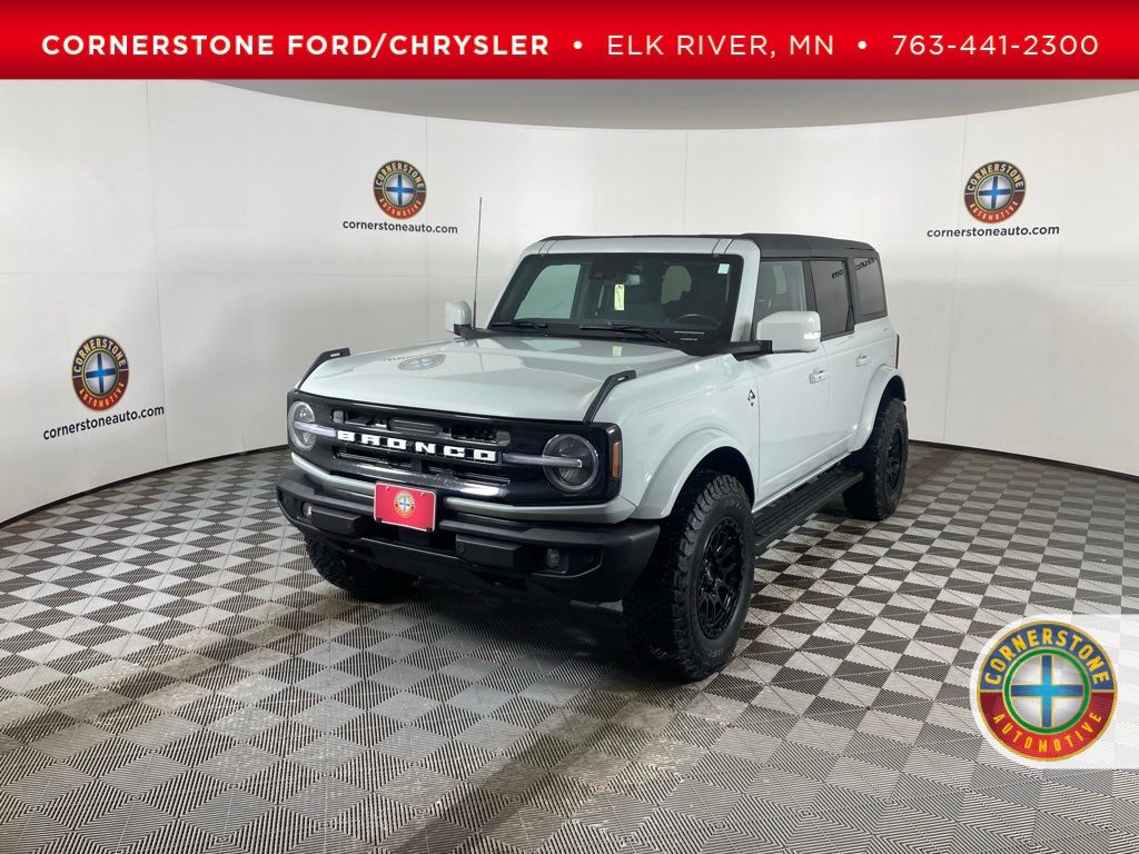 2023 Ford Bronco 4-Door Outer Banks