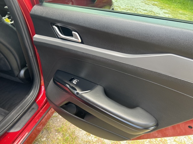 2021 Kia K5 GT-Line photo 21