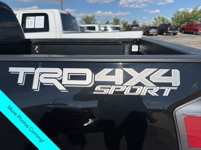 2021 Toyota Tacoma SR photo 9