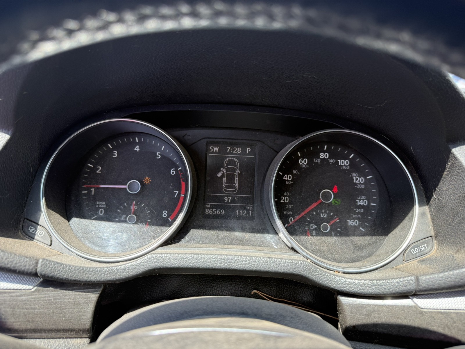 Used 2018 BLUE Volkswagen 2.0T SE image 17