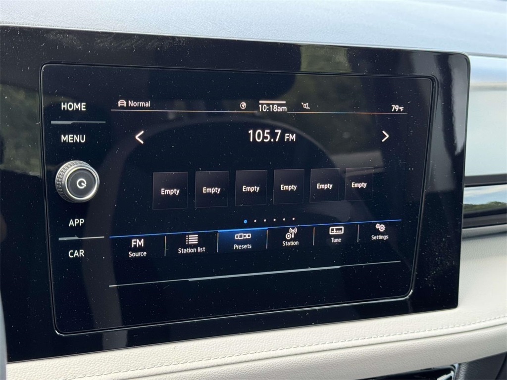 2025 Volkswagen Taos S photo 2