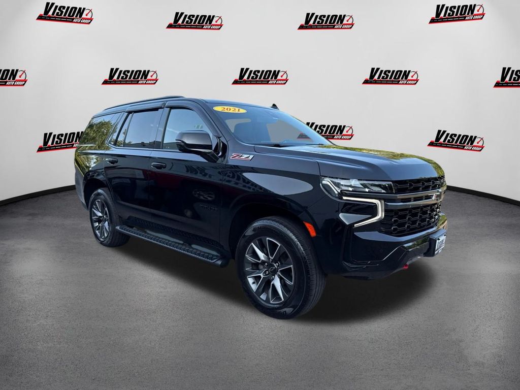 2021 Chevrolet Tahoe Z71 photo 3