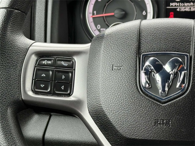 2022 Ram 1500 Classic Warlock photo 19