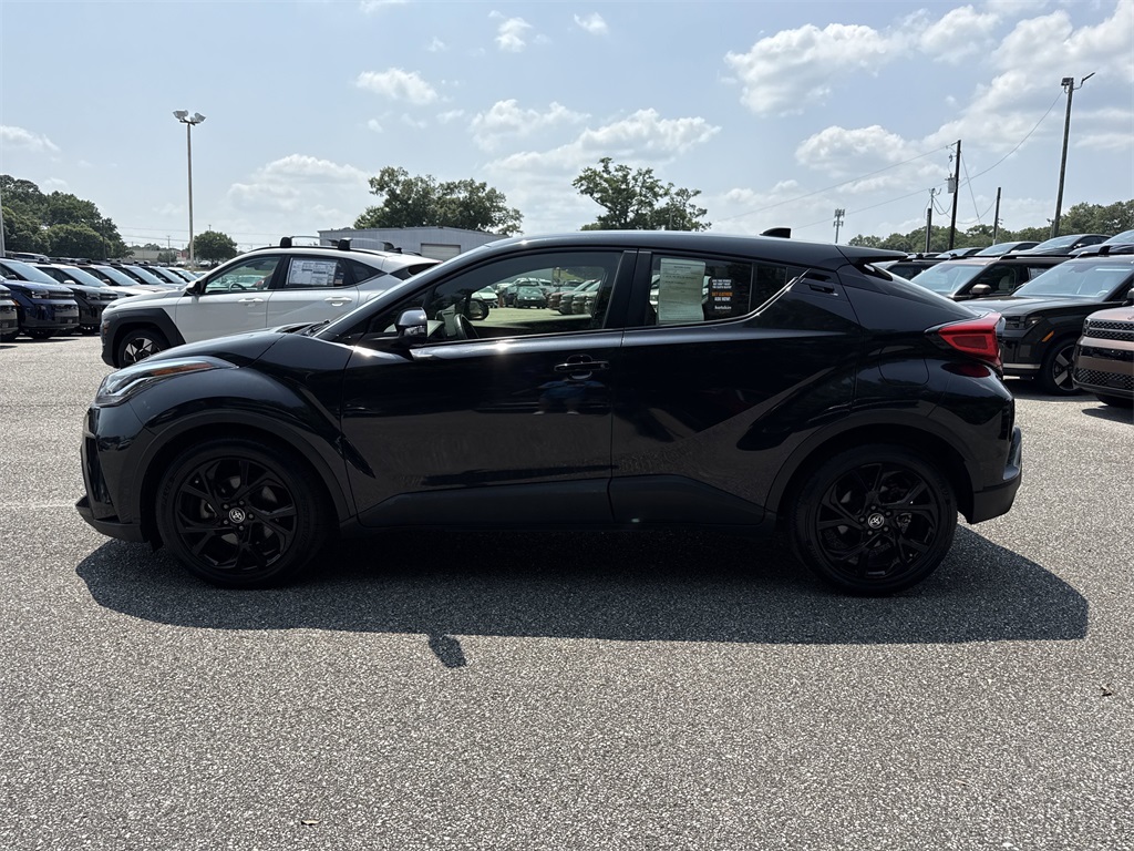 2021 Toyota C-HR Nightshade Edition photo 6