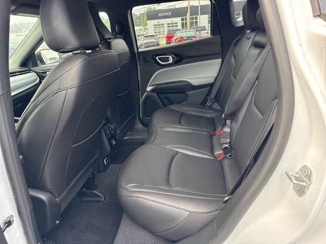 2025 Jeep Compass Limited photo 7
