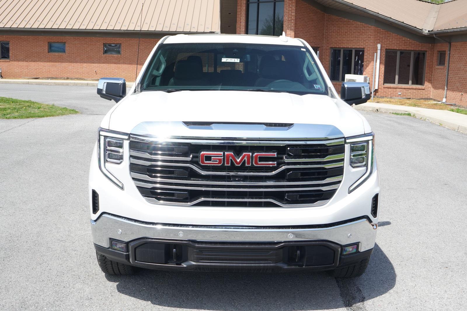 2025 Gmc Sierra 1500 SLT photo 9
