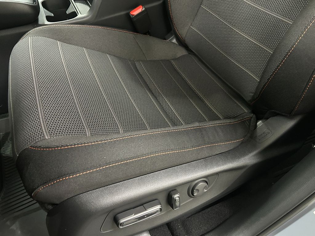 2026 Honda CR-V Hybrid photo 14