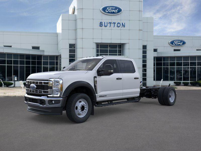 2025 Ford F-550 Super Duty Chassis Cab XL's photo