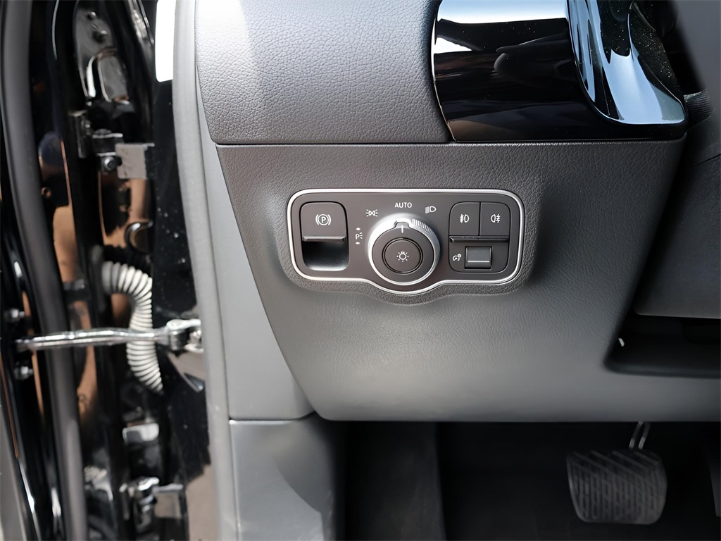 2025 Mercedes Benz GLA 250 4MATIC photo 35