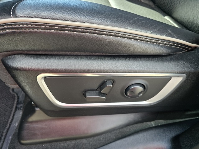 2022 Ram 1500 Laramie photo 16