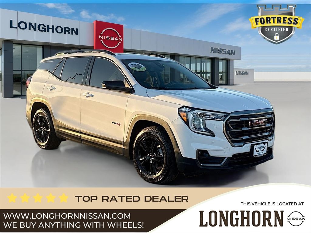 2024 GMC Terrain AT4's photo