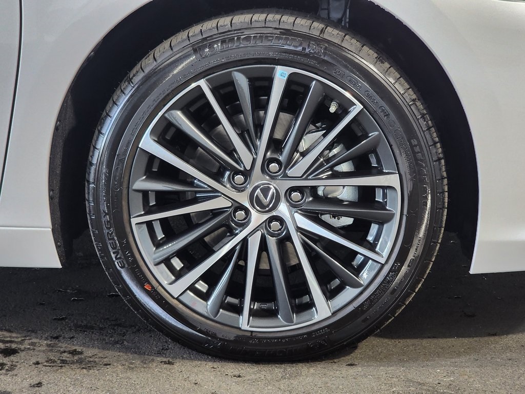 2025 Lexus ES 350 photo 4