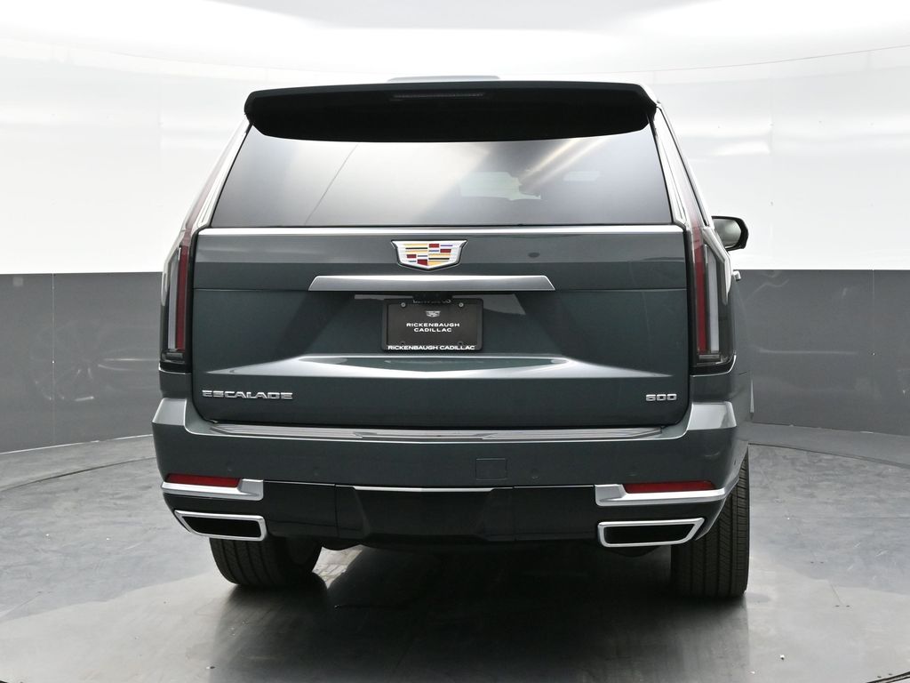 2026 Cadillac Escalade Luxury photo 5