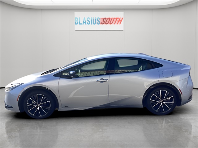 2023 Toyota Prius XLE photo 6