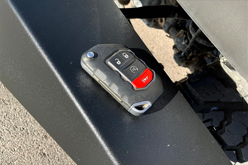 2021 Jeep Gladiator Rubicon photo 11