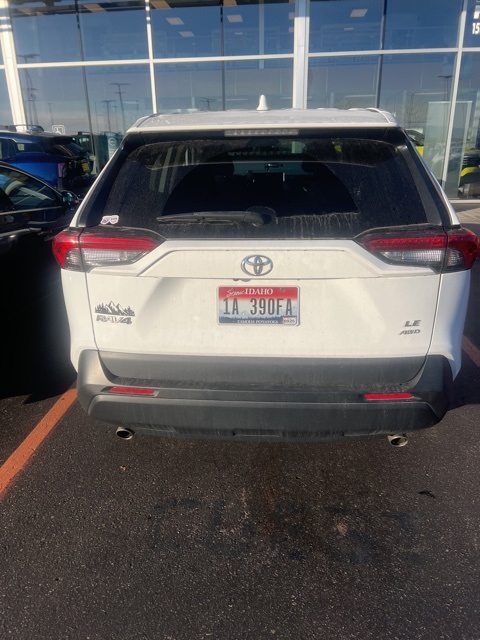 2023 Toyota RAV4 LE photo 2