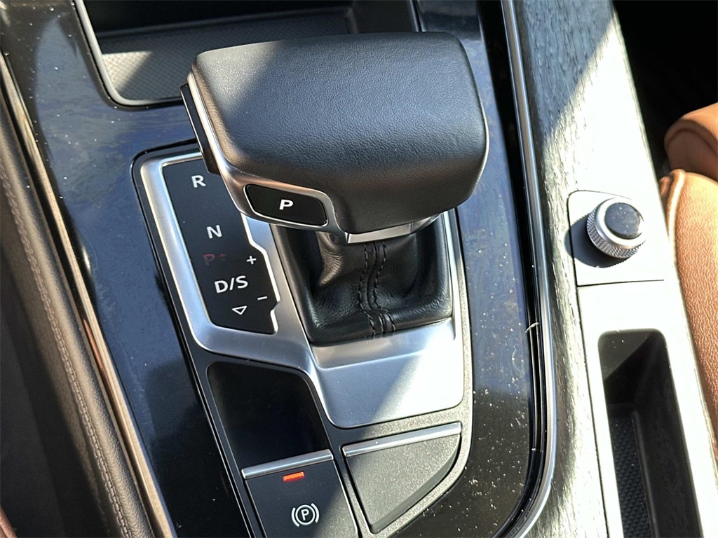 2021 Audi A4 45 S line Premium Plus Quattro photo 21