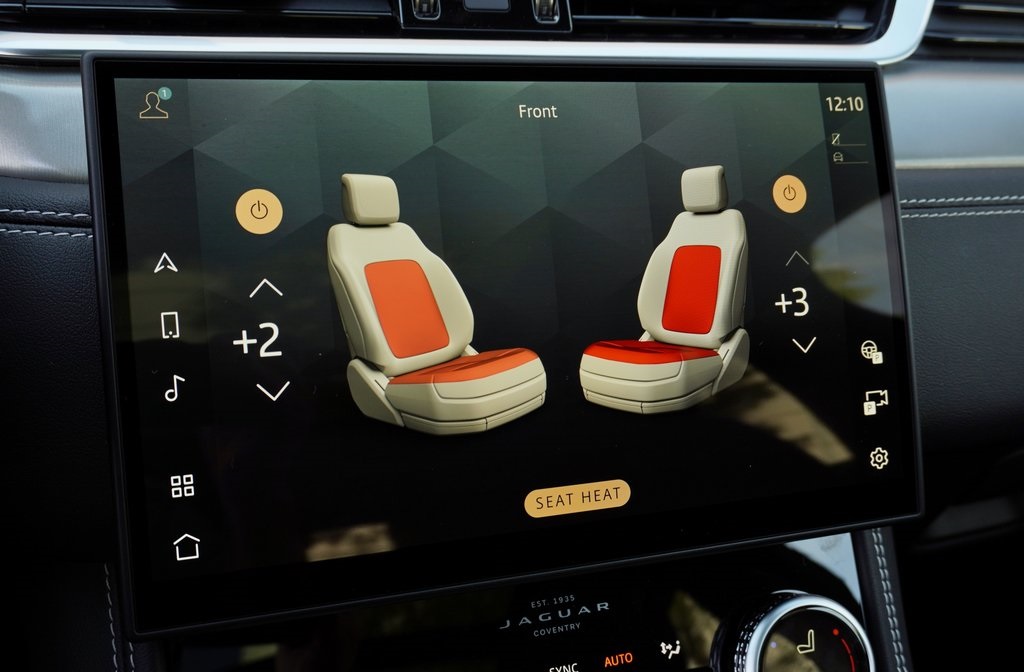 2026 JAGUAR F-PACE - Image 22