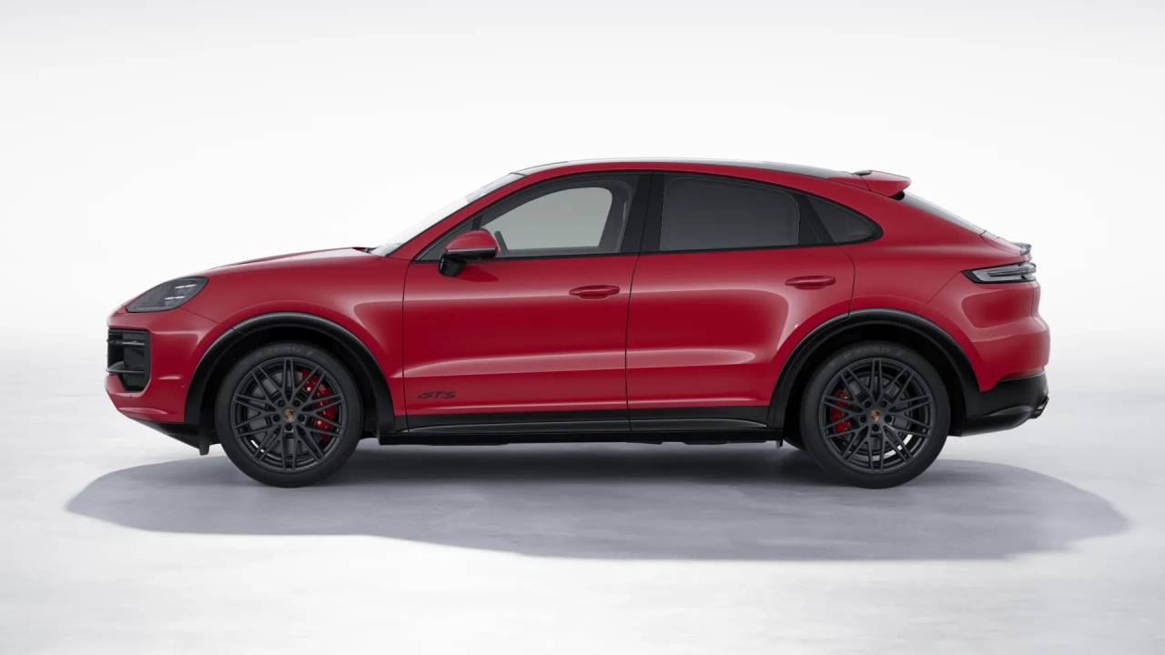 2026 Porsche Cayenne GTS Coupe photo 2