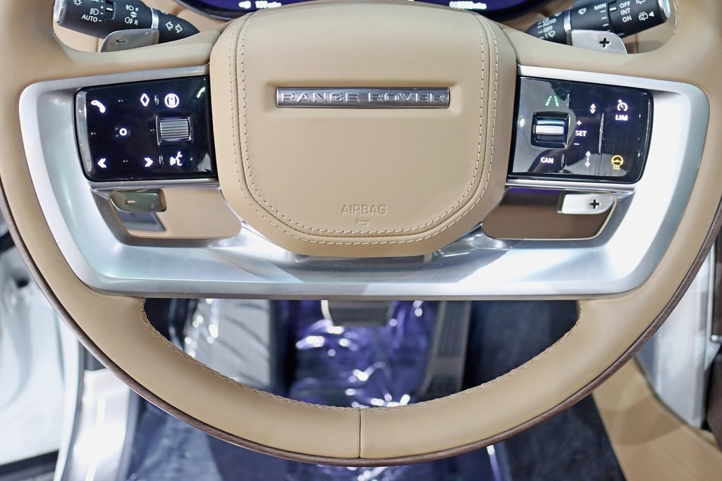 2024 Land Rover Range Rover Autobiography photo 17