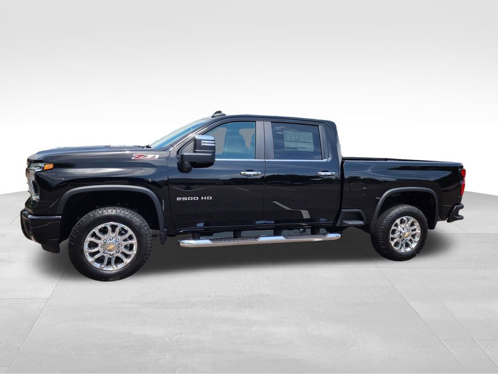 2025 Chevrolet Silverado 2500HD LT photo 3