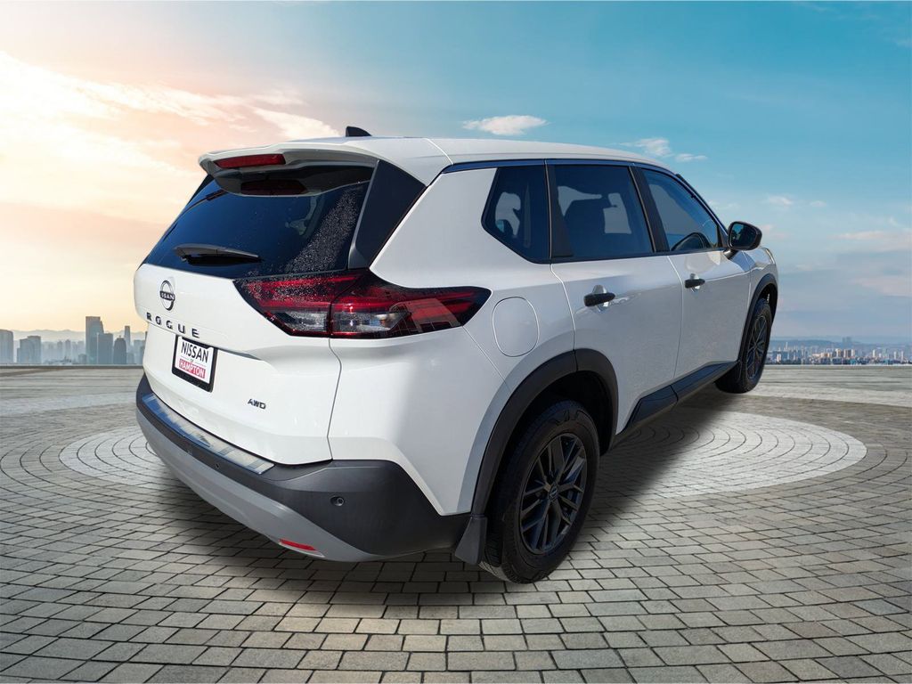 2023 Nissan Rogue S photo 2