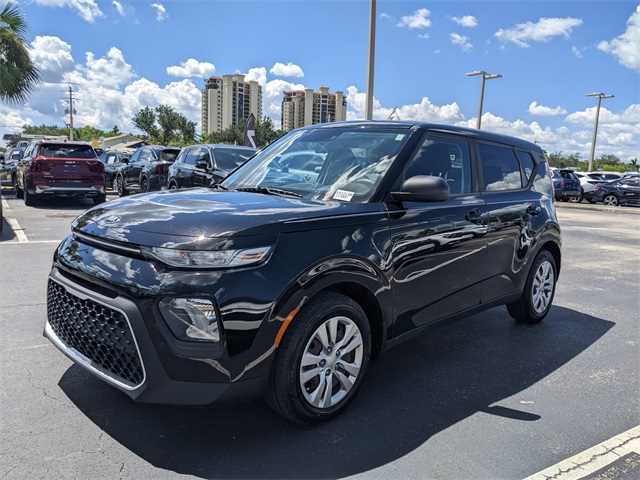 2020 Kia Soul LX photo 4